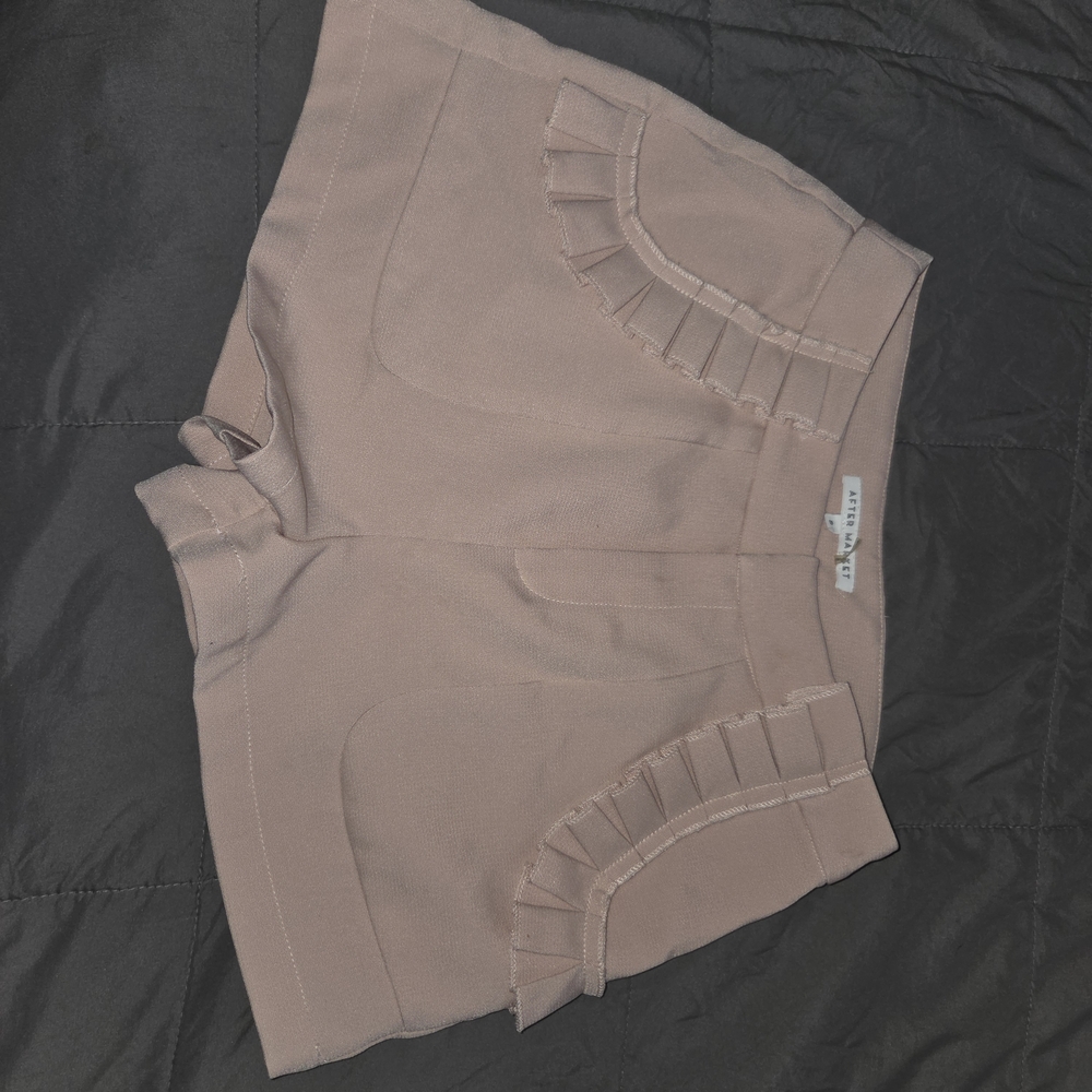After Market Women’s Ruffle Pocket Shorts Size Small Blush Pink High Waisted